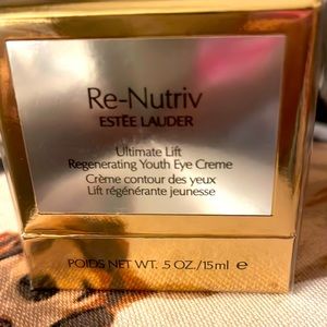 Re-Nutriv Estée Lauder Ultimate Lift Regenerating Youth Eye Cream